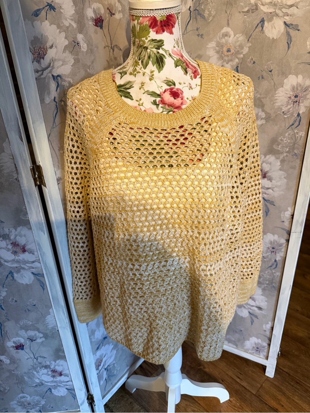 Old Navy Seaside Cotton Open-Knit Raglan Sweater
Tan XXL Petite